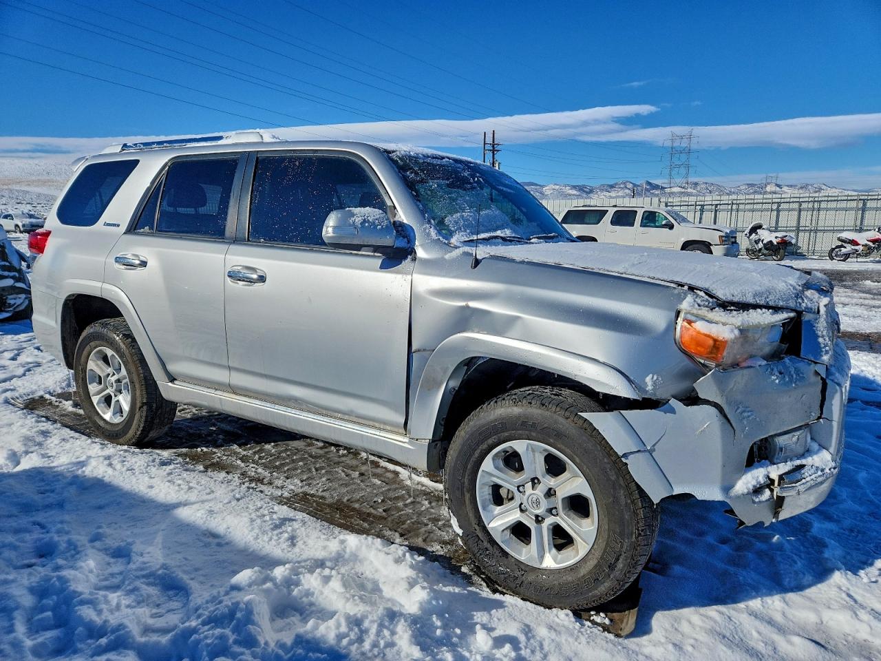 TOYOTA 4RUNNER SR5