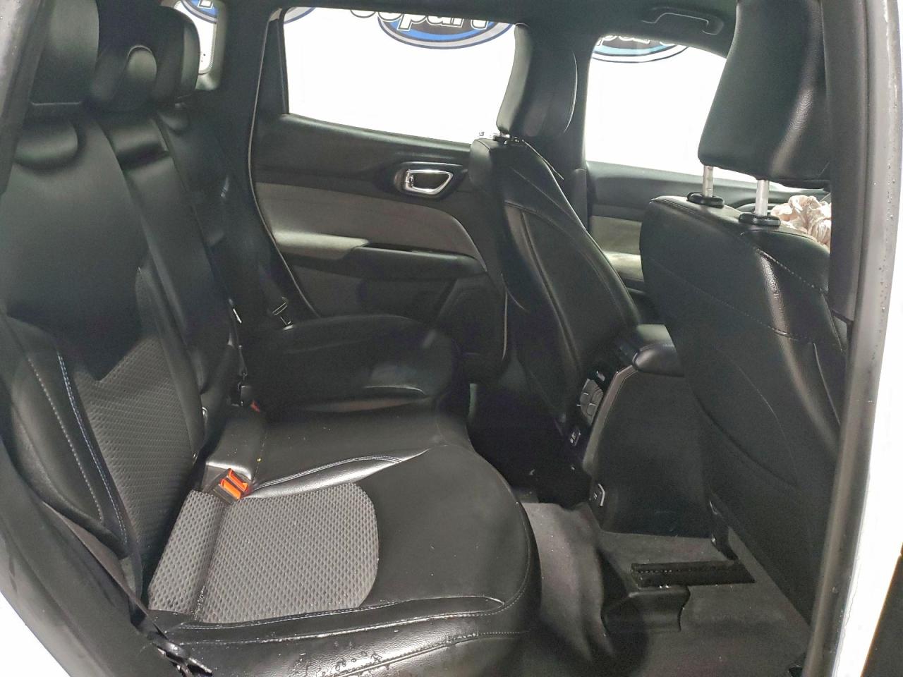 JEEP COMPASS LATITUDE