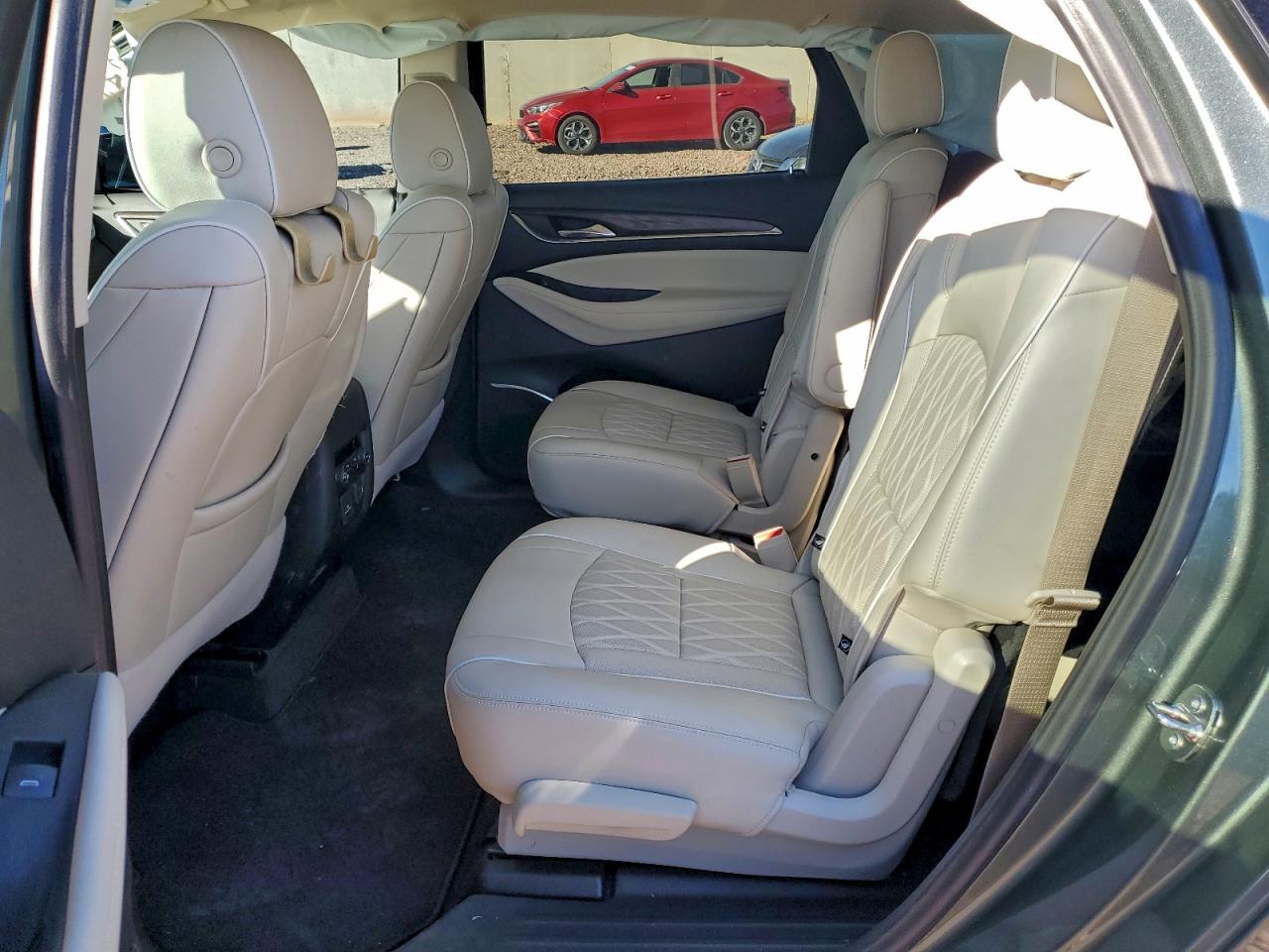 BUICK ENCLAVE AVENIR