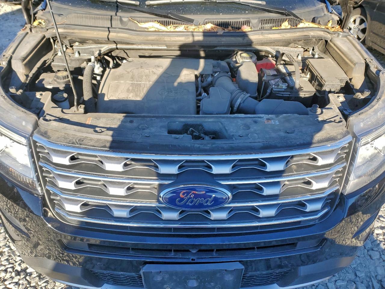 FORD EXPLORER LIMITED