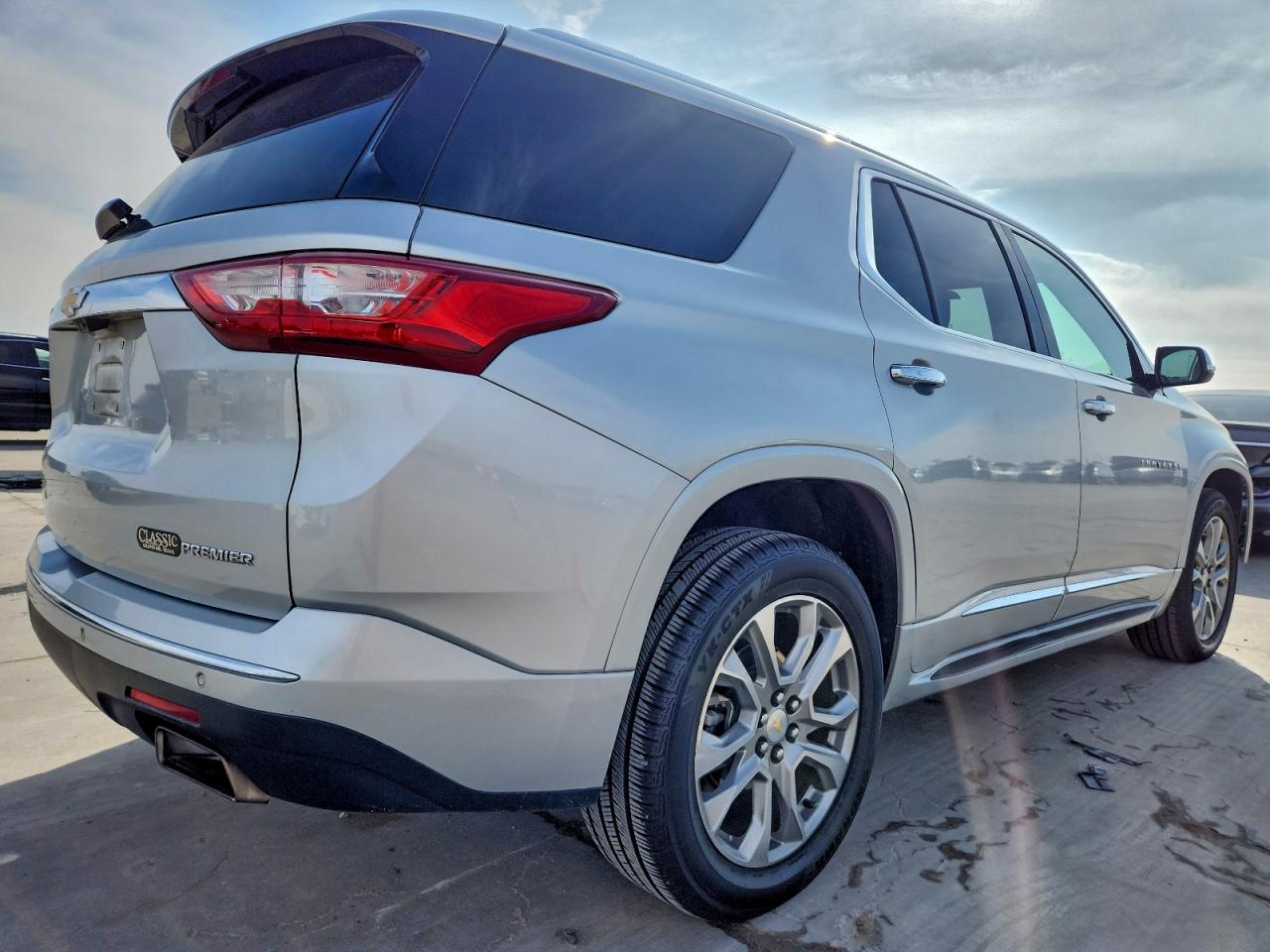 CHEVROLET TRAVERSE PREMIER