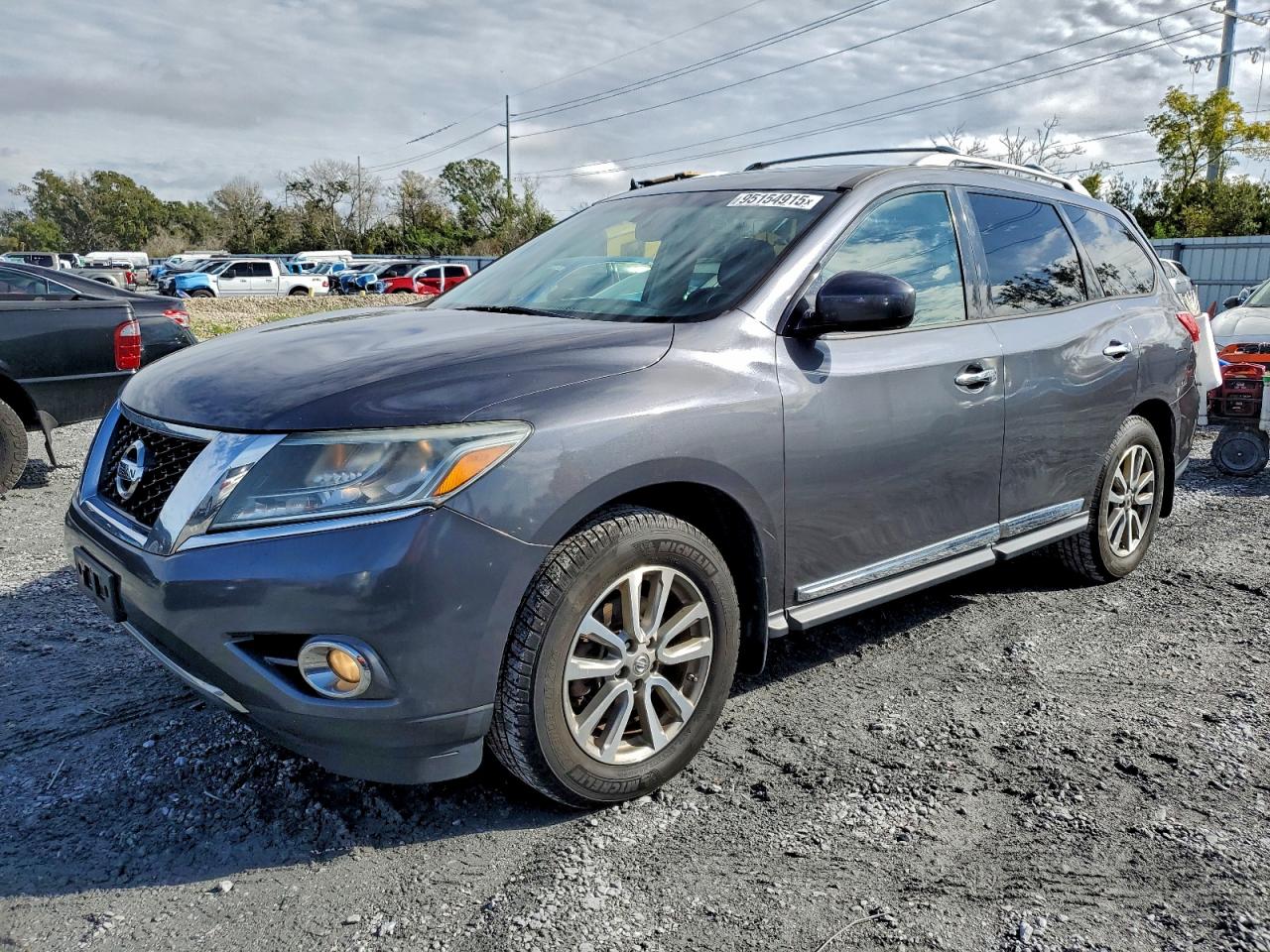 NISSAN PATHFINDER S
