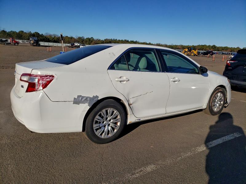 2014 TOYOTA CAMRY HYBR #3305305333