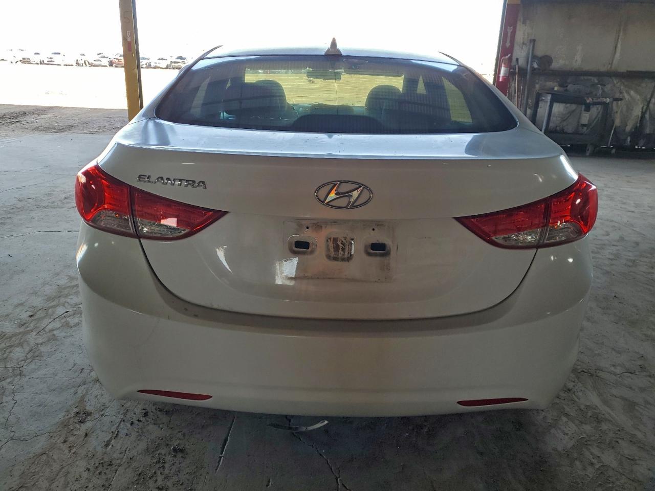 HYUNDAI ELANTRA GLS