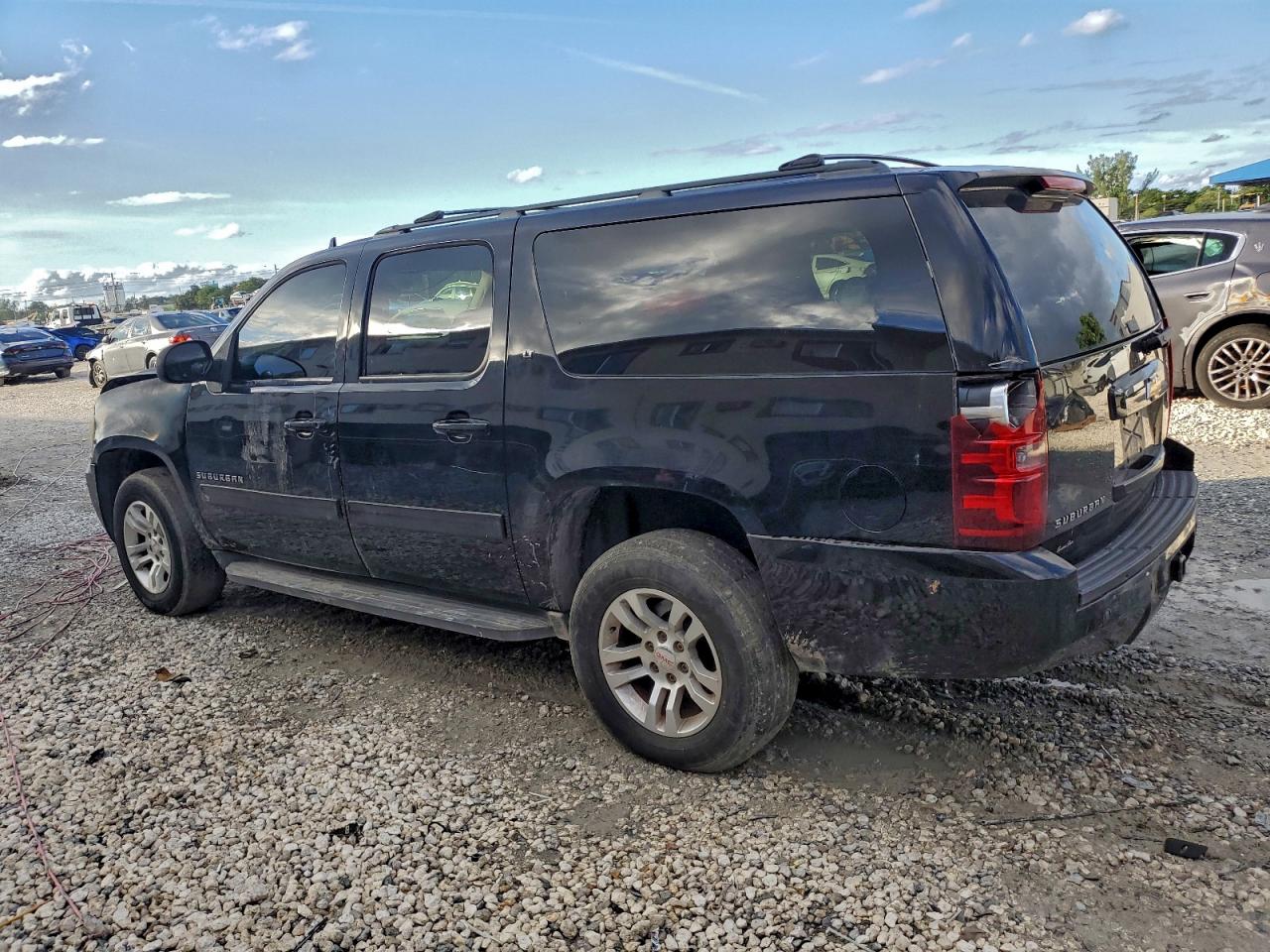 CHEVROLET SUBURBAN K1500 LT