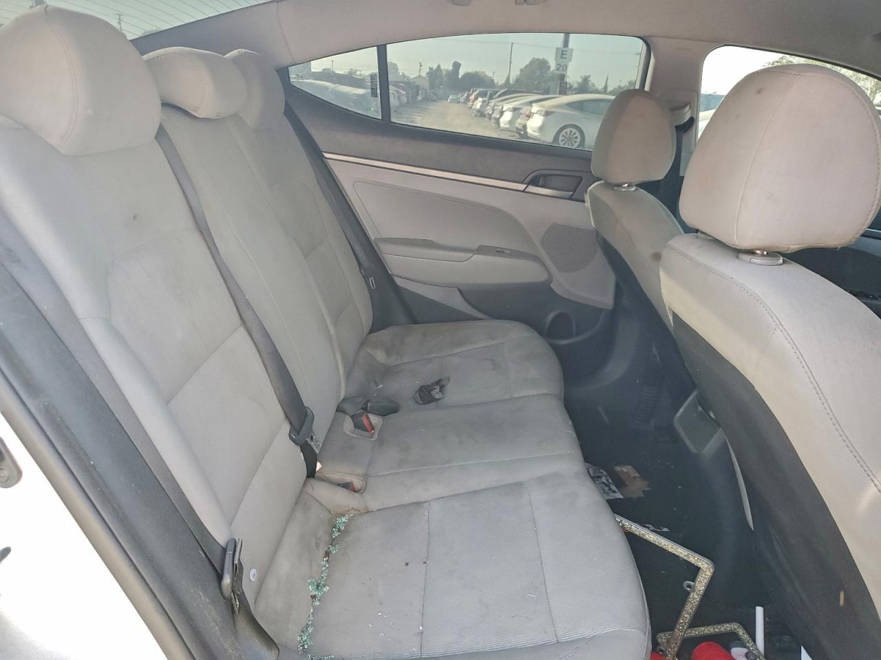 Lot #3318020371 2017 HYUNDAI ELANTRA SE