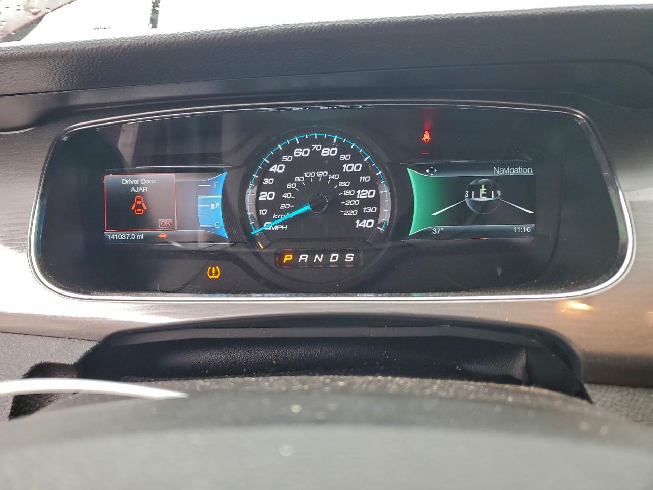 Lot #3316081222 2015 FORD TAURUS SEL