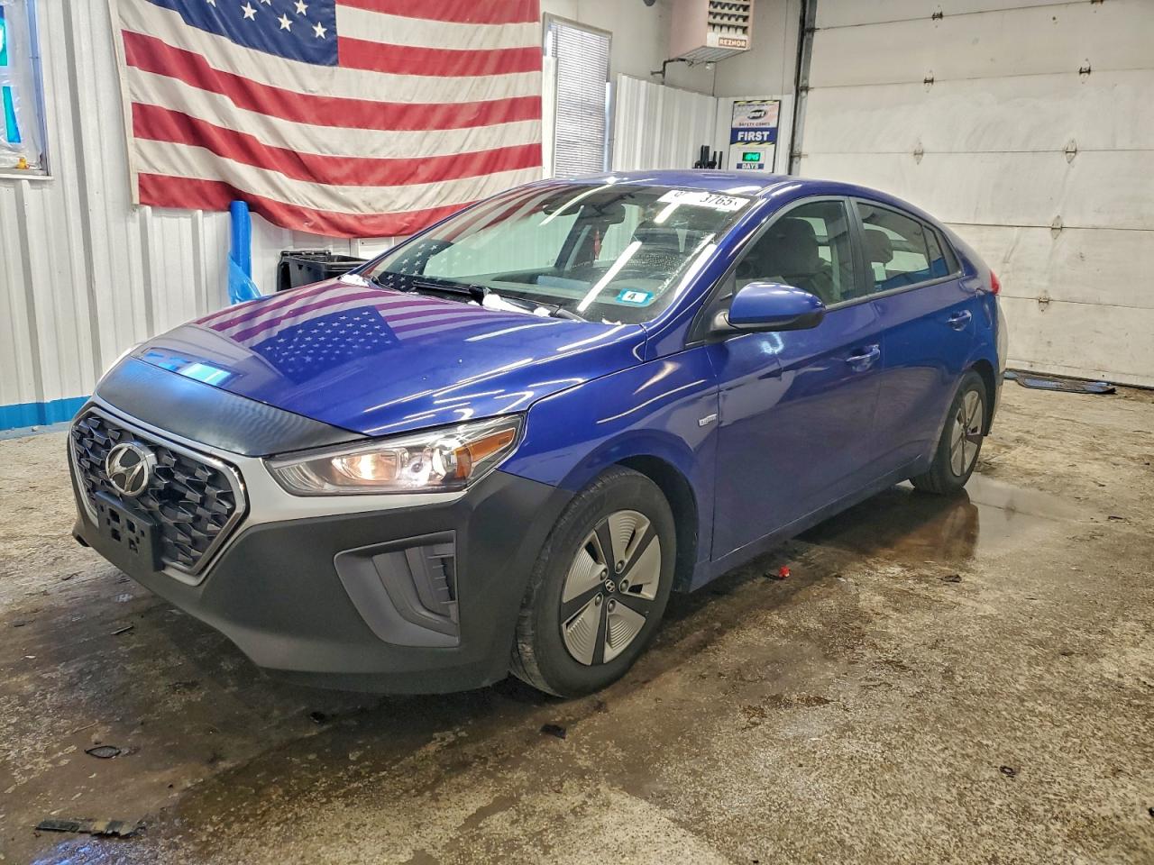 HYUNDAI IONIQ BLUE