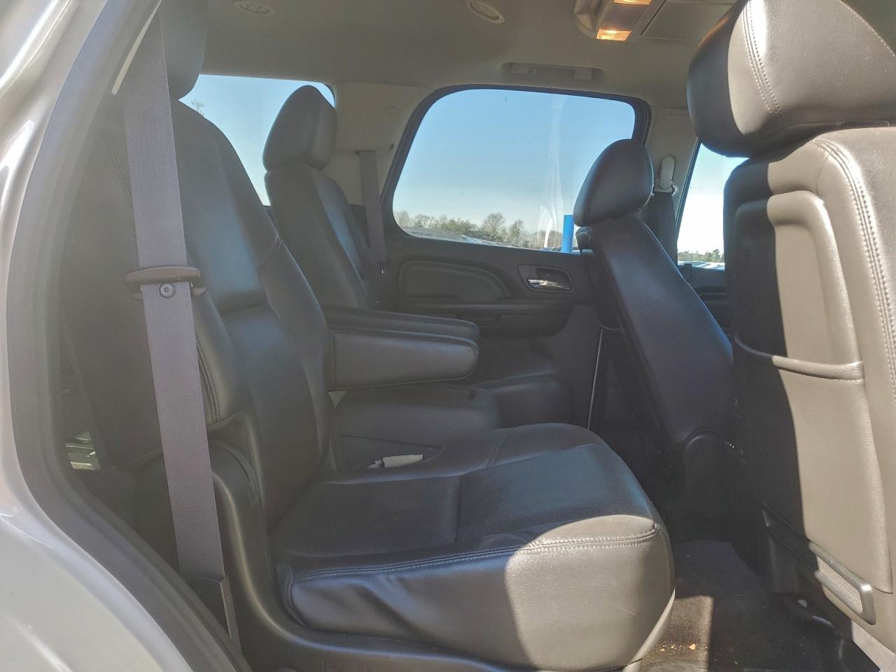 Lot #3316163239 2013 GMC YUKON DENA