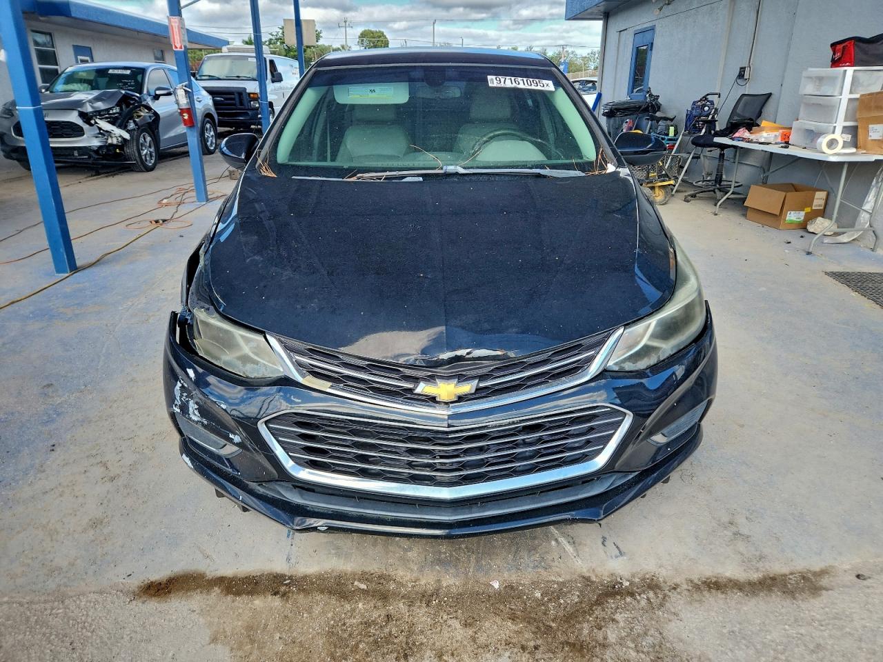 Lot #3317744067 2017 CHEVROLET CRUZE PREM