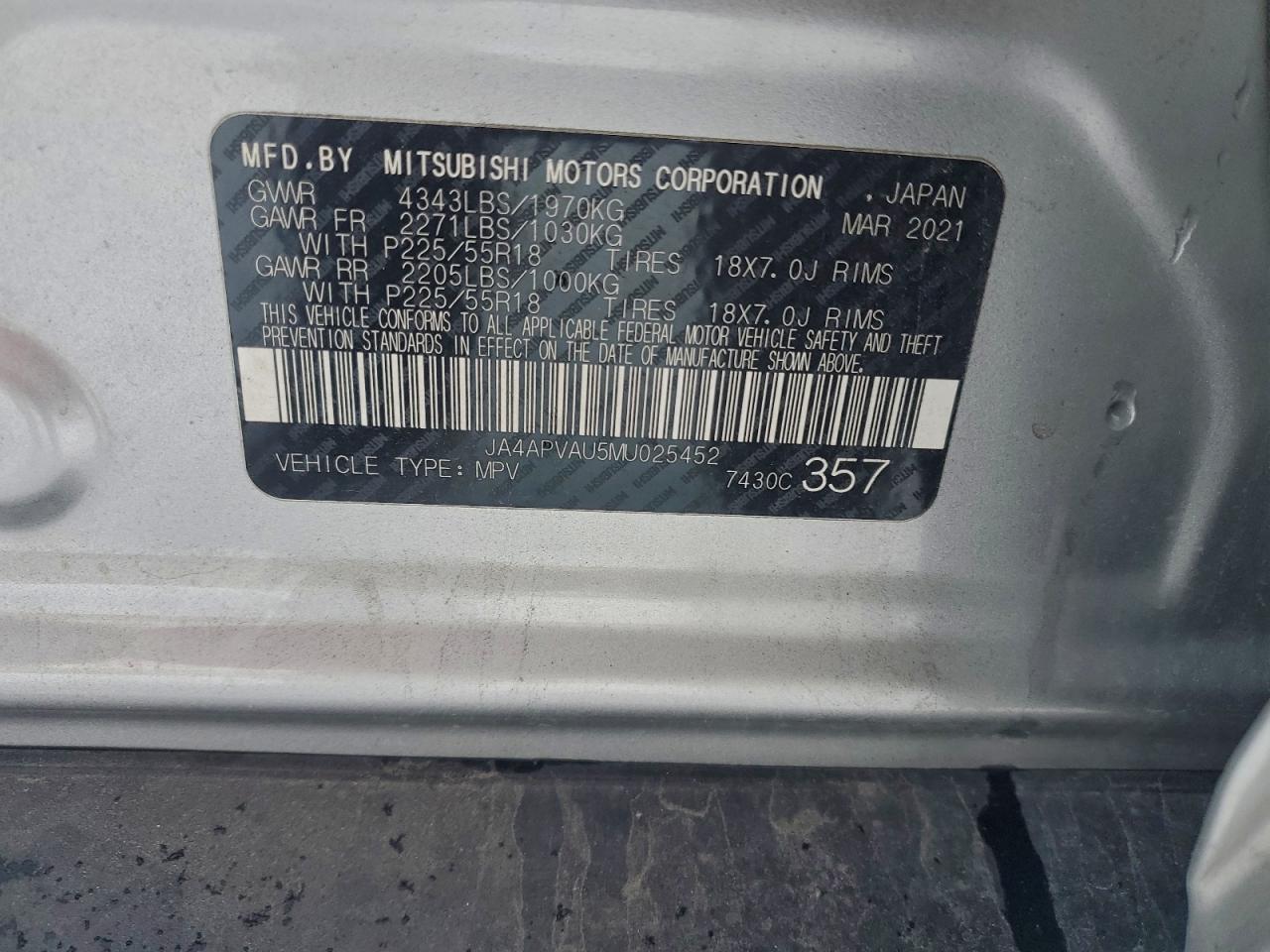 MITSUBISHI OUTLANDER SE