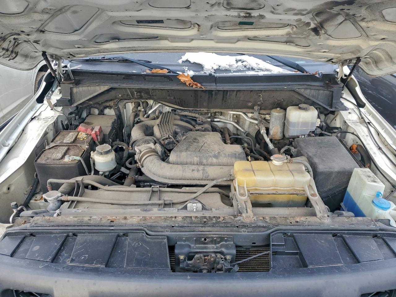 NISSAN NV2500 2500 S