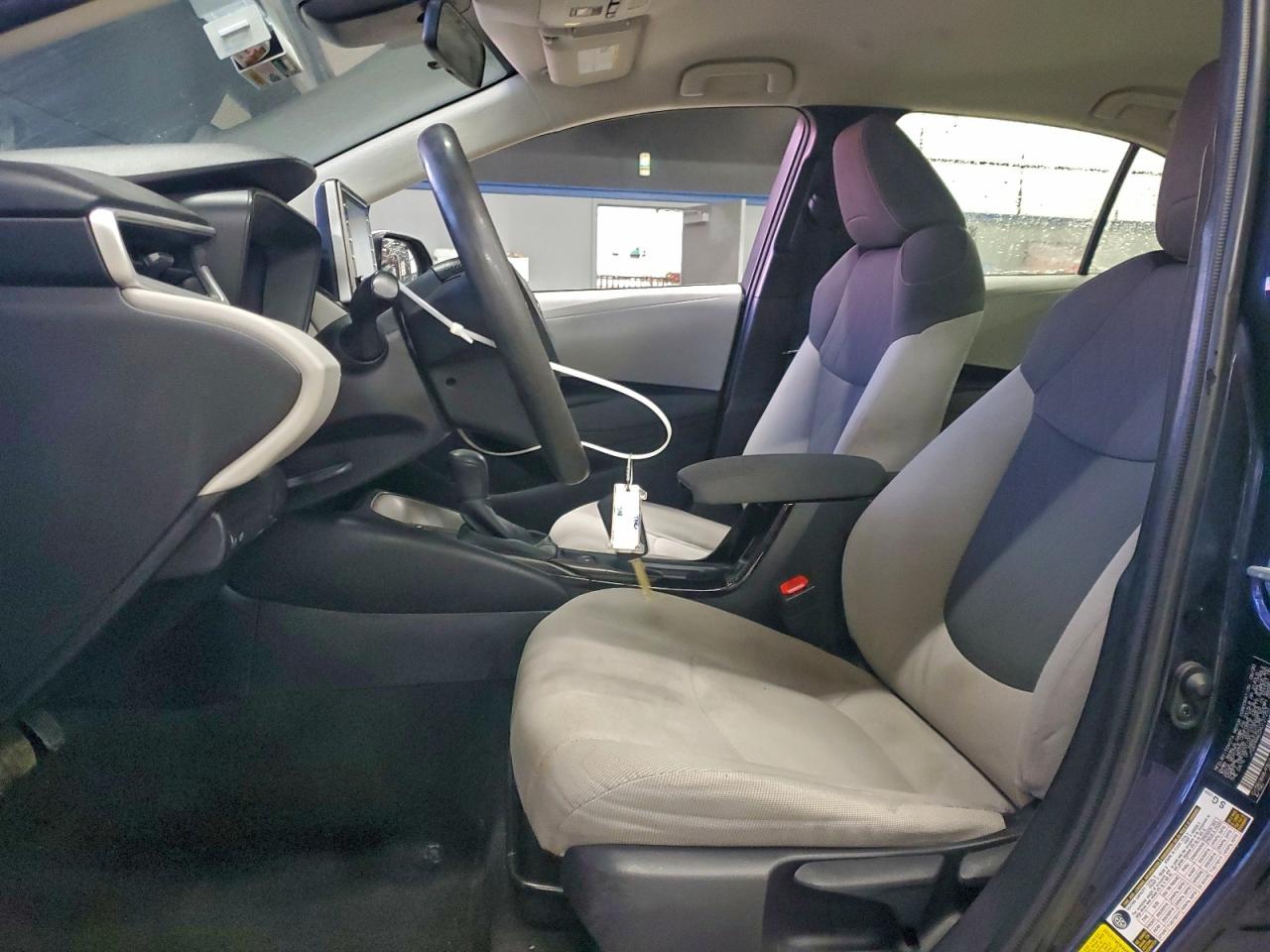 Lot #3315691711 2021 TOYOTA COROLLA LE