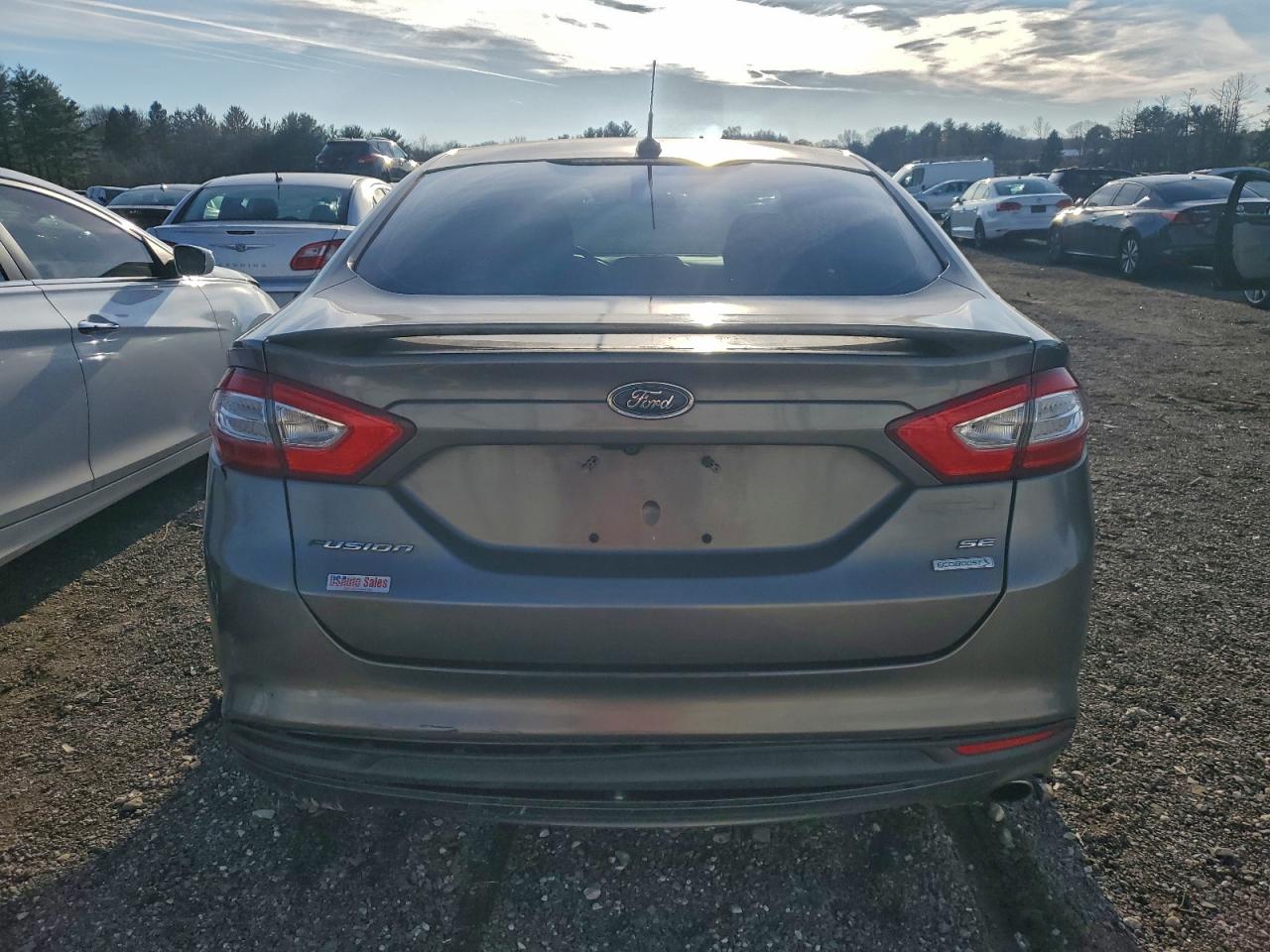 FORD FUSION SE
