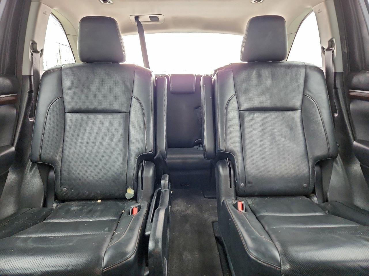 TOYOTA HIGHLANDER LIMITED