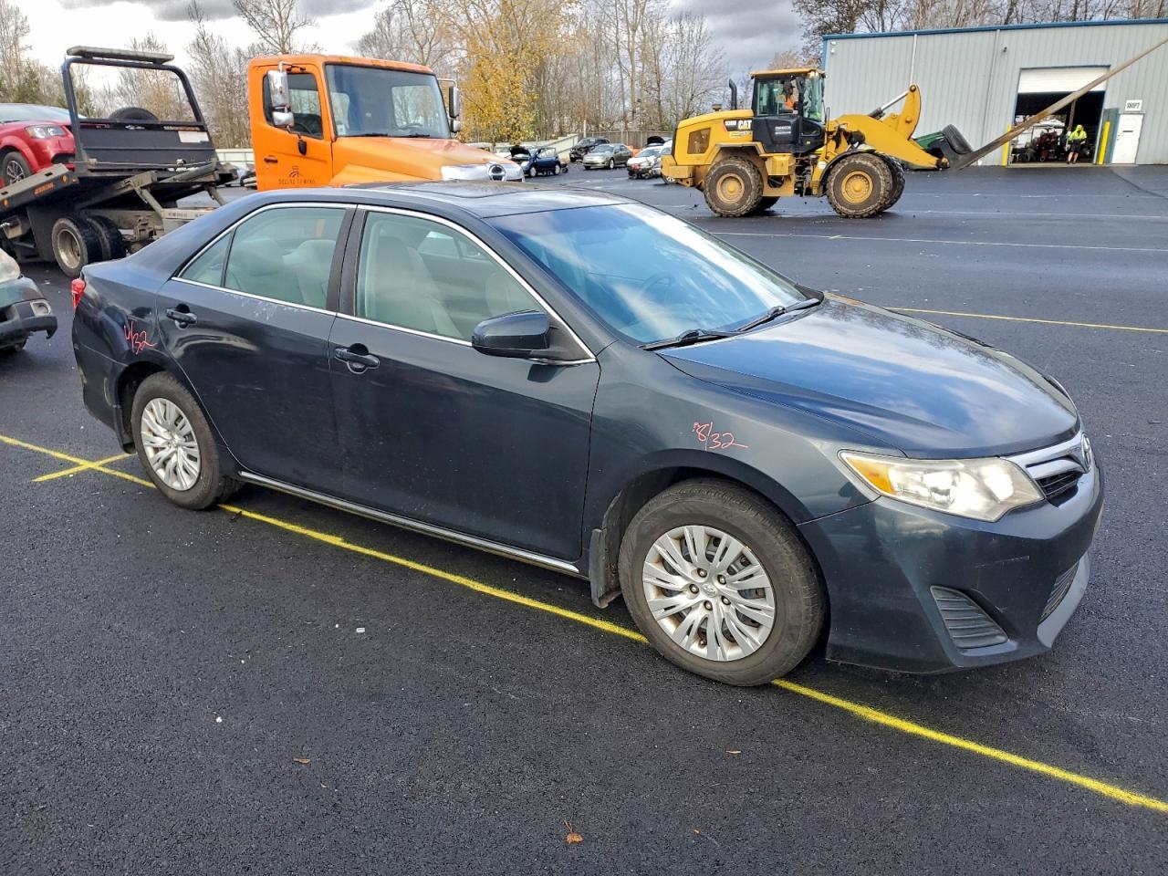 TOYOTA CAMRY L