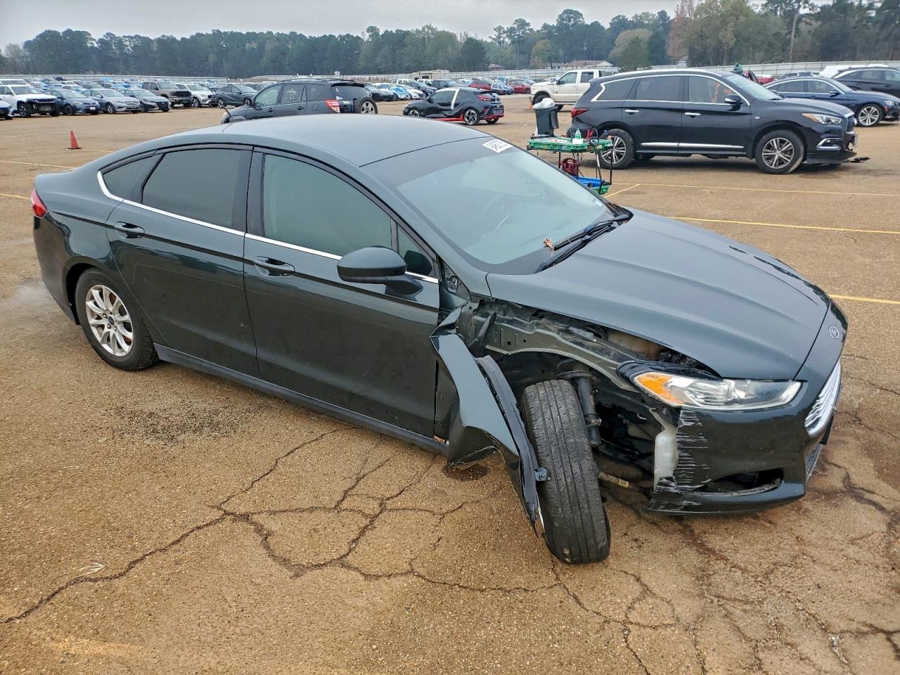 Lot #3304820563 2015 FORD FUSION S