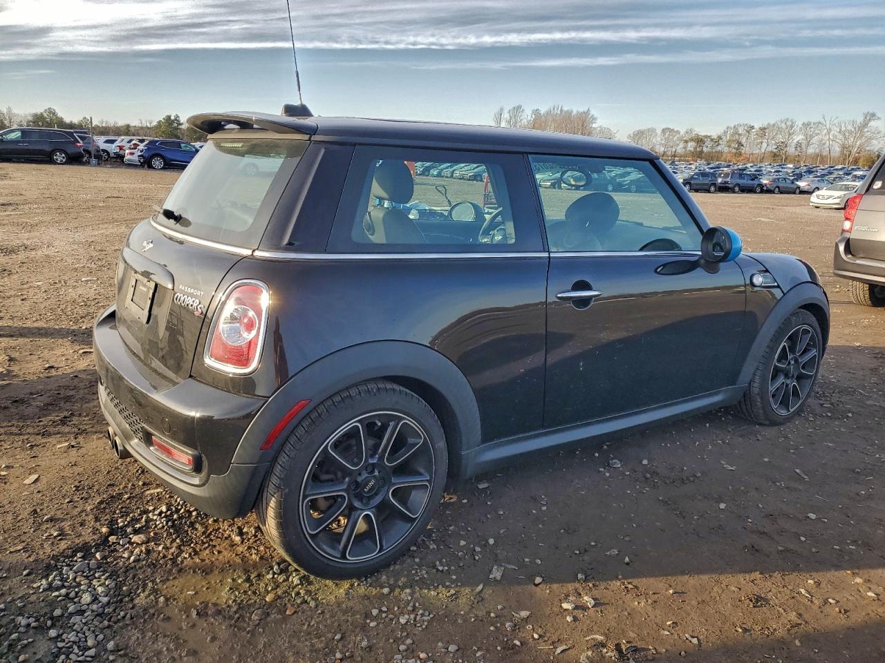Lot #3310427992 2013 MINI COOPER S