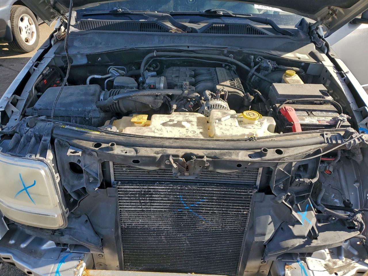 Lot #3311720223 2011 DODGE NITRO HEAT