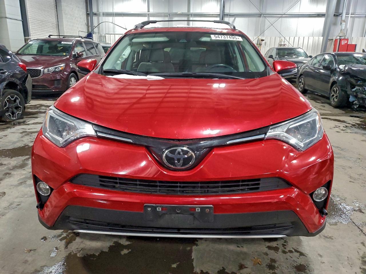 TOYOTA RAV4 XLE