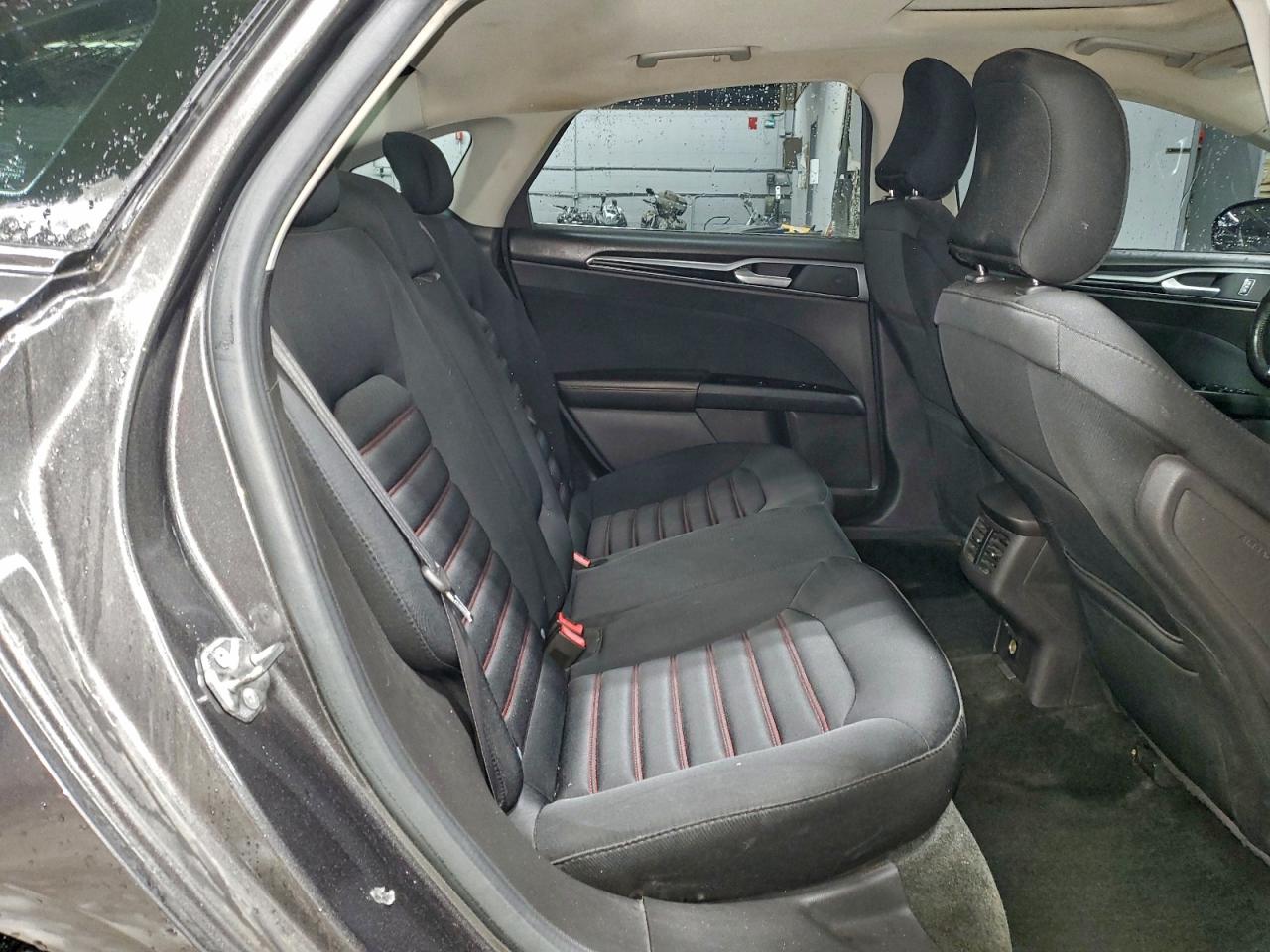 Lot #3310576042 2016 FORD FUSION SE