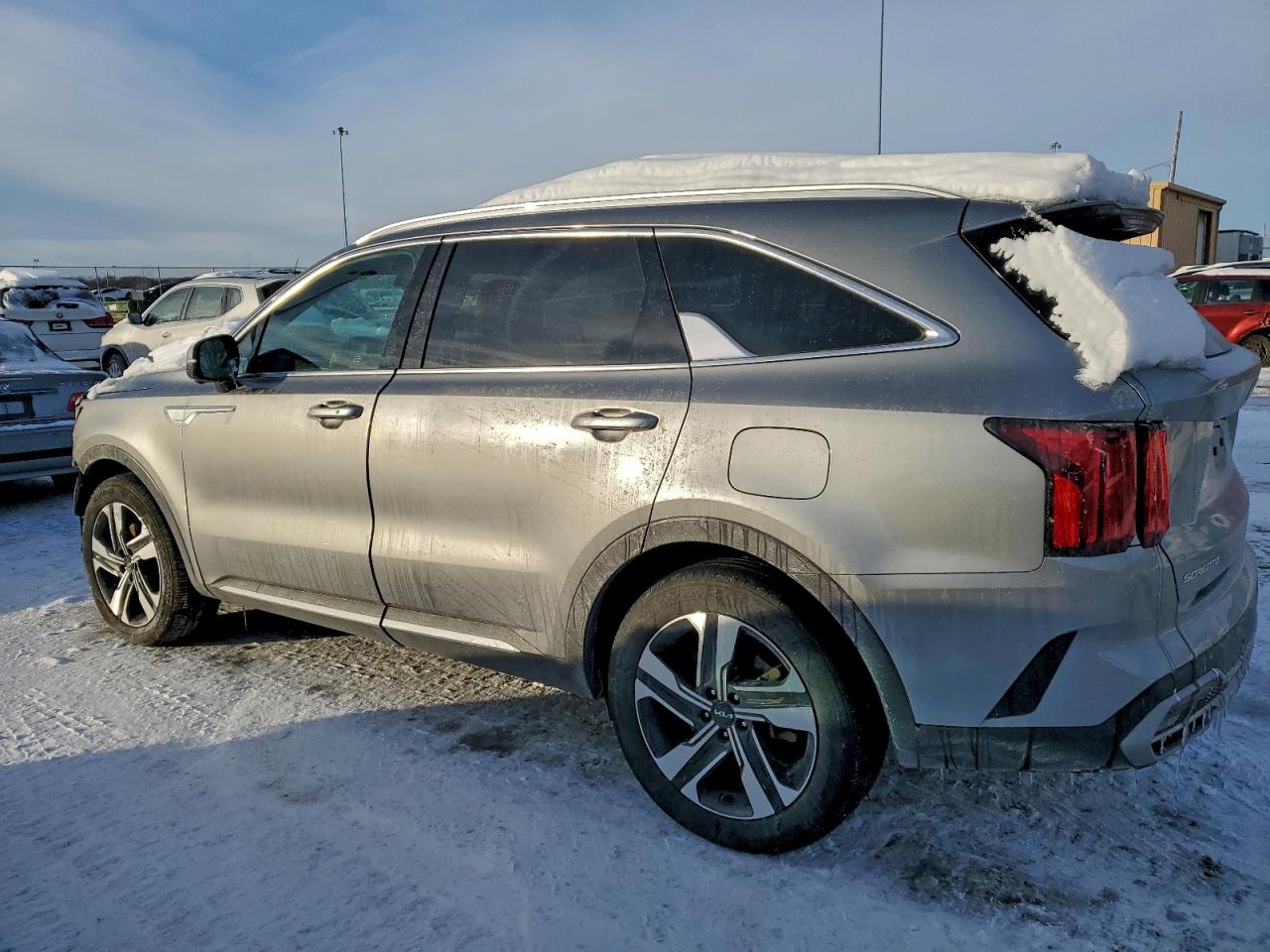 Lot #3316811397 2023 KIA SORENTO SX