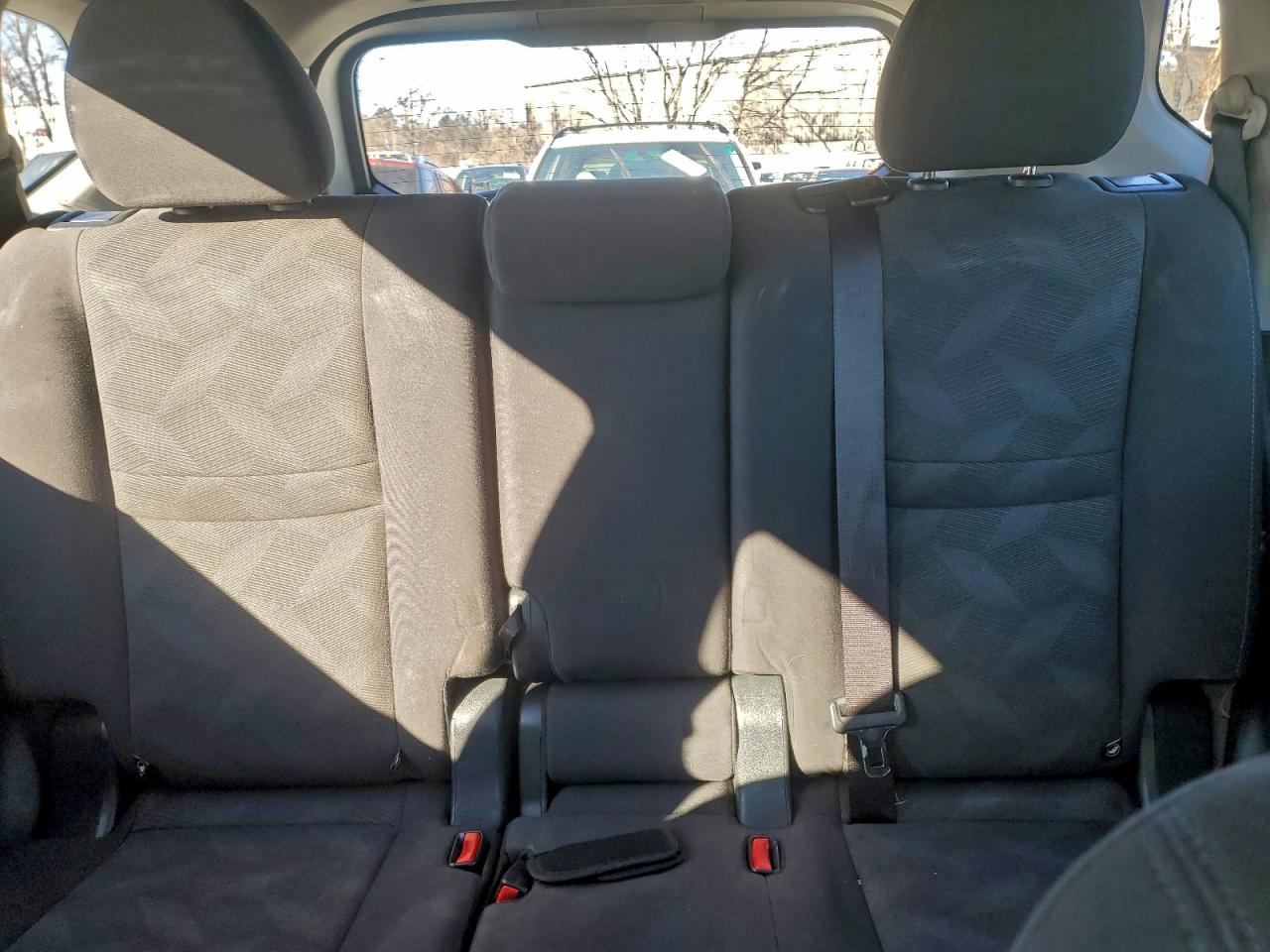 Lot #3315907107 2016 NISSAN ROGUE S