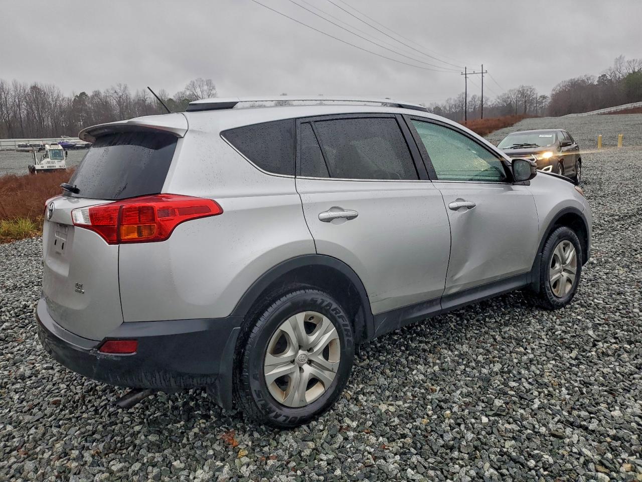 TOYOTA RAV4 LE
