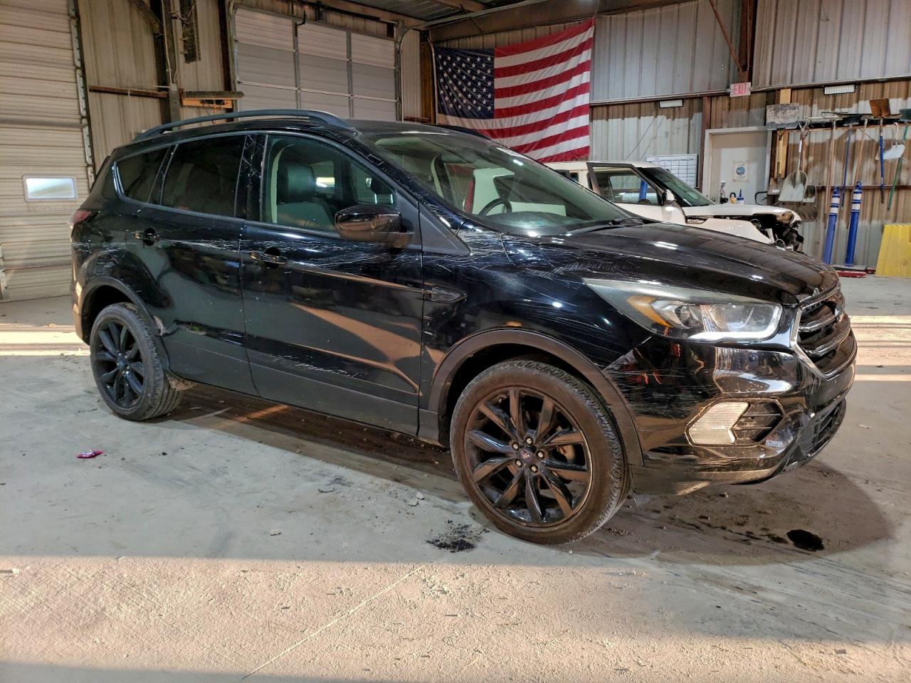 FORD ESCAPE SE