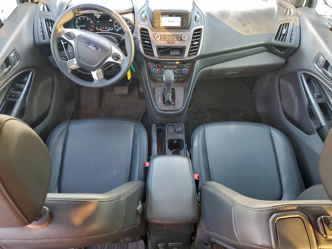 FORD TRANSIT CONNECT XL