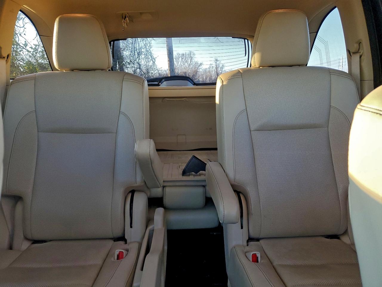 TOYOTA HIGHLANDER LIMITED