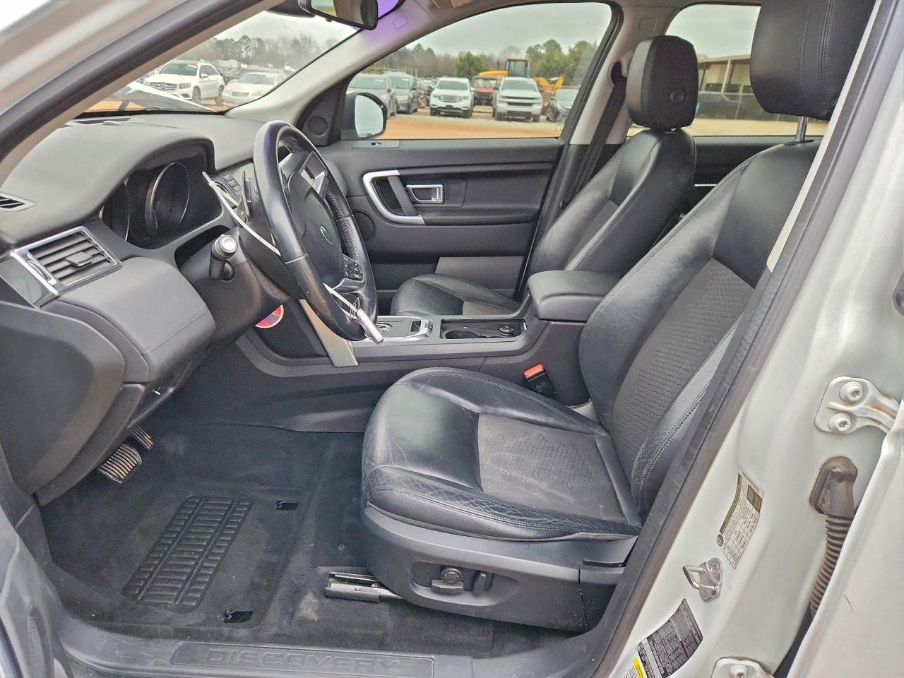 LAND ROVER DISCOVERY SE