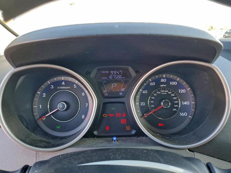 2012 HYUNDAI ELANTRA GL #3303812428