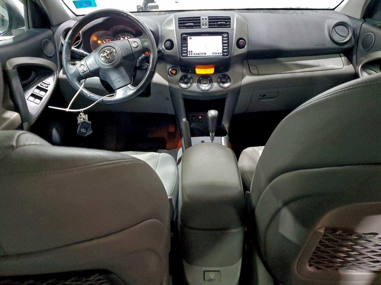 TOYOTA RAV4 LIMITED
