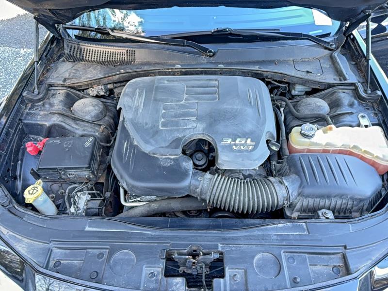 2013 CHRYSLER 300 #3311485269