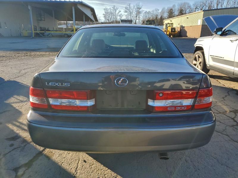 2001 LEXUS ES 300 #3303724480