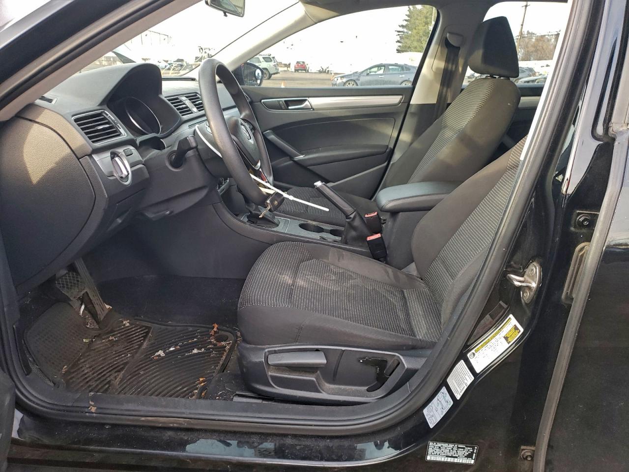 Lot #3312423690 2016 VOLKSWAGEN PASSAT S