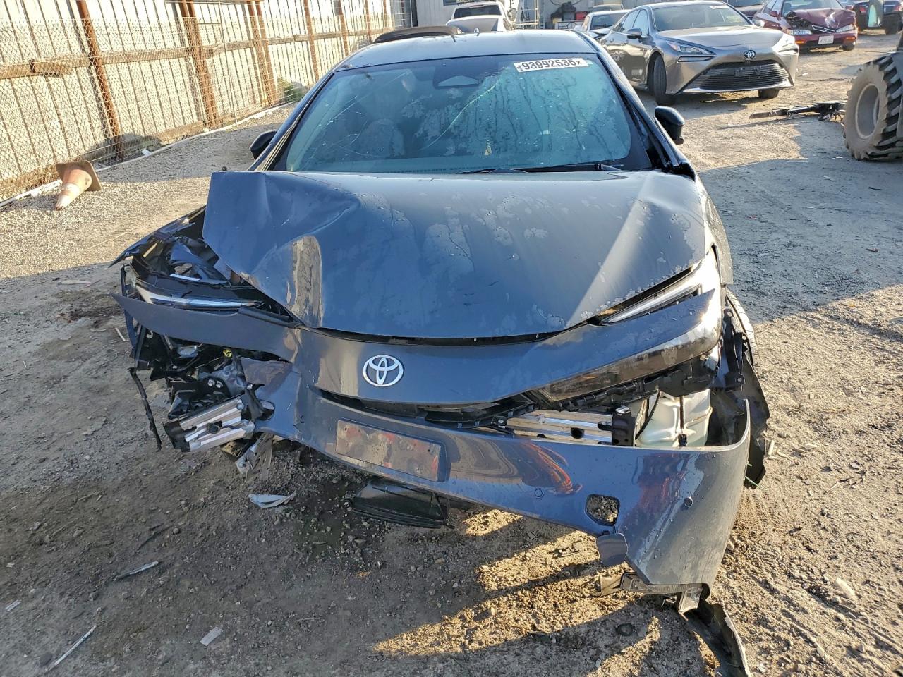 TOYOTA PRIUS LE