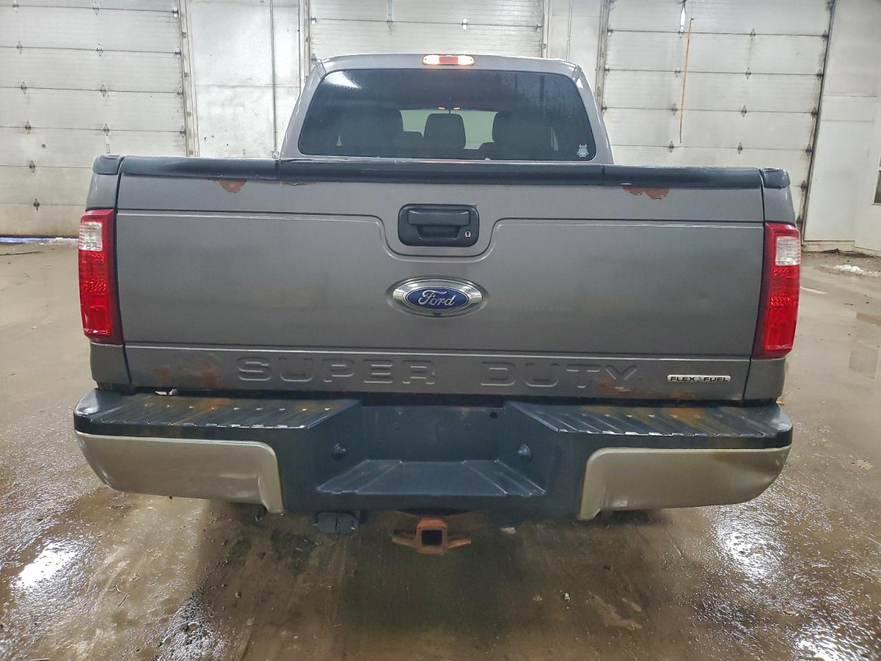 FORD F-250 SUPER DUTY