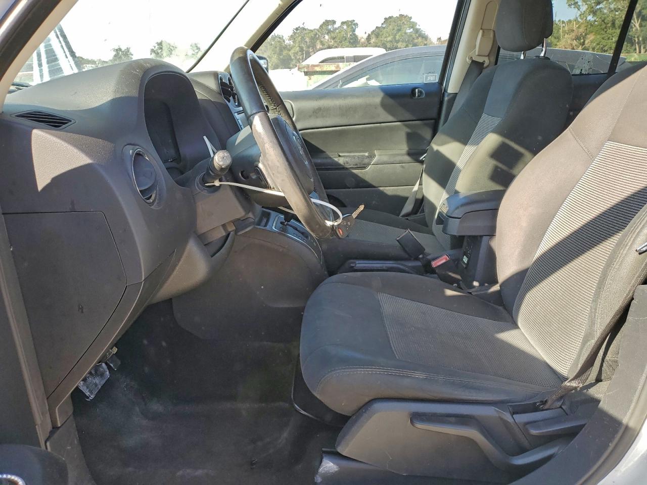 Lot #3309255625 2016 JEEP PATRIOT LA