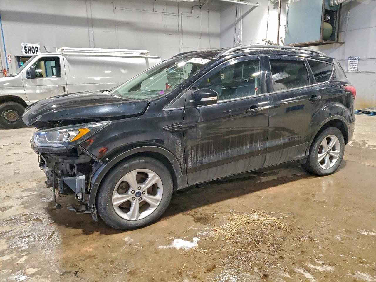 FORD ESCAPE TITANIUM