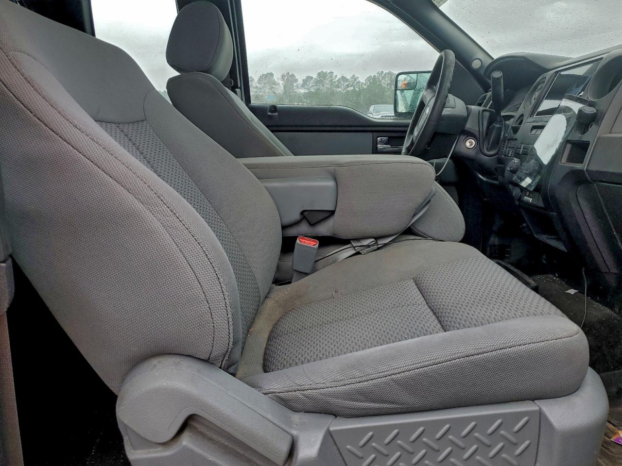 FORD F-150 SUPER CAB