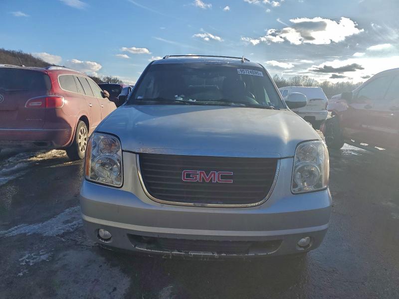 2013 GMC YUKON XL K #3304671957