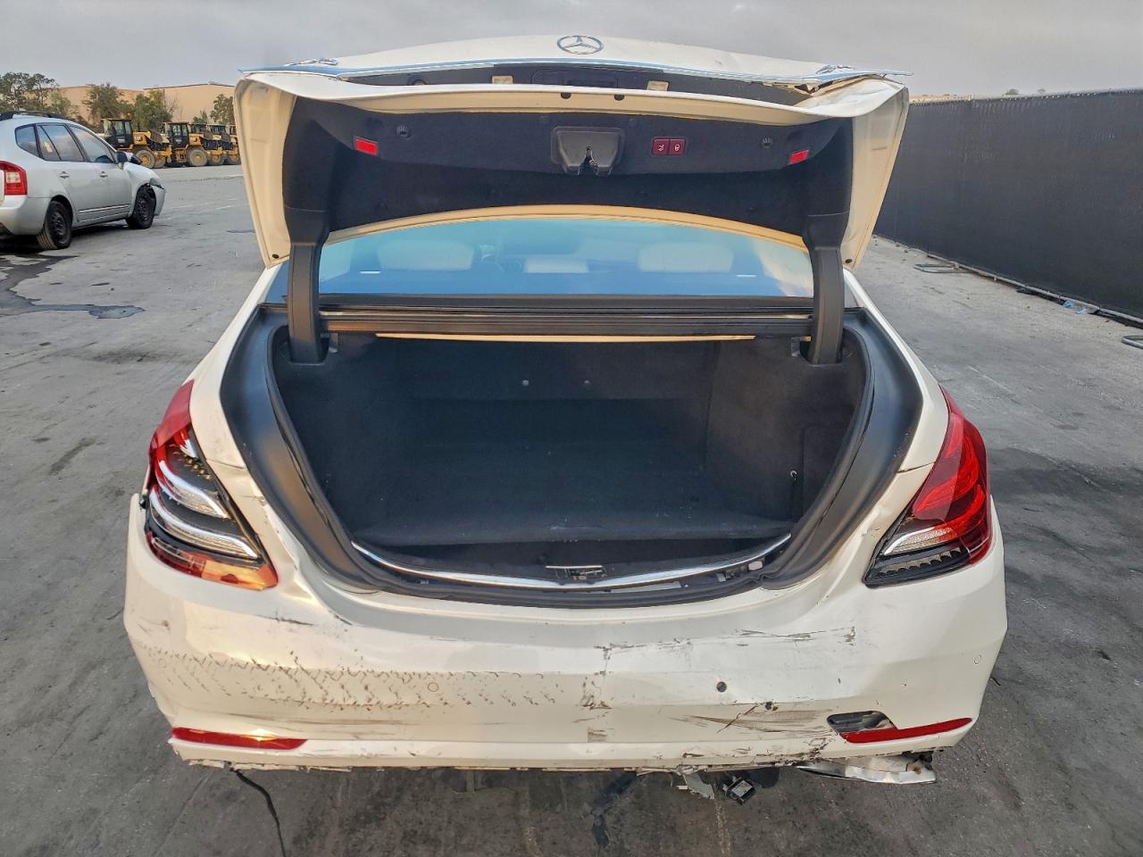 MERCEDES-BENZ S-CLASS 560 4MATIC