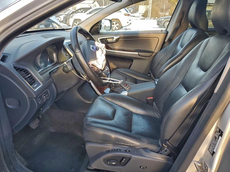 2015 VOLVO XC60 T6 PL #3317778072
