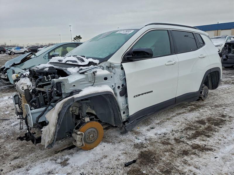 2024 JEEP COMPASS LA #3303755437