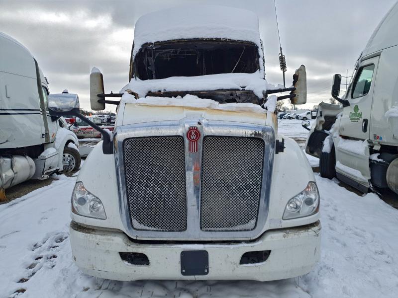 2016 KENWORTH T680 #3308218207