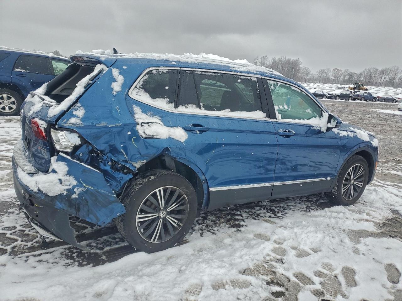 VOLKSWAGEN TIGUAN SE