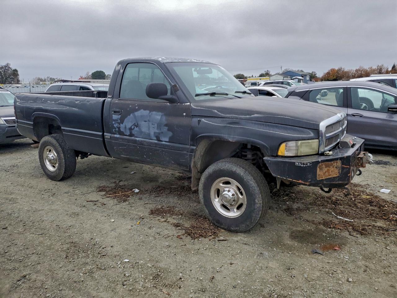 Lot #3309280619 2002 DODGE RAM 2500