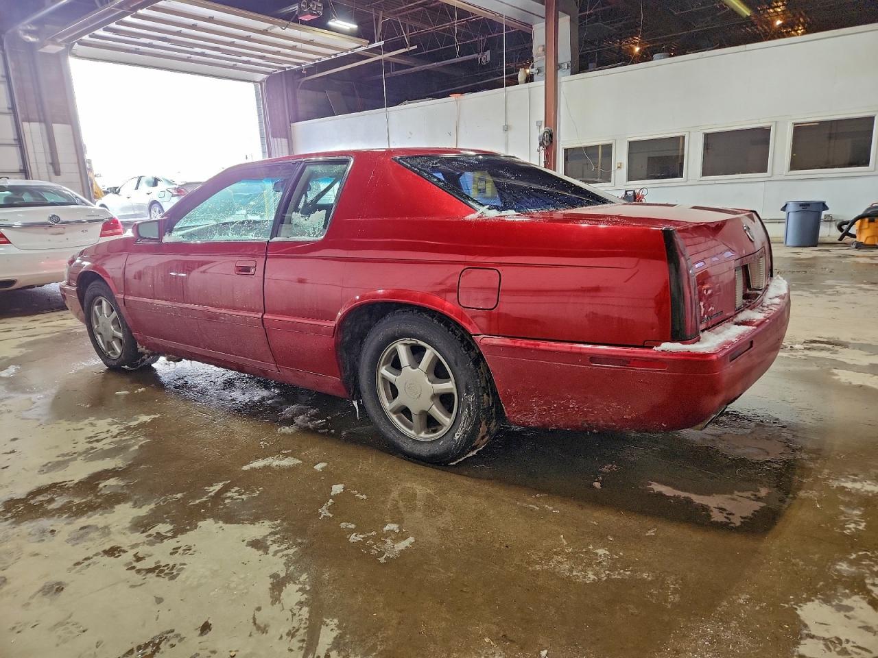 Lot #3305313331 2000 CADILLAC ELDORADO T